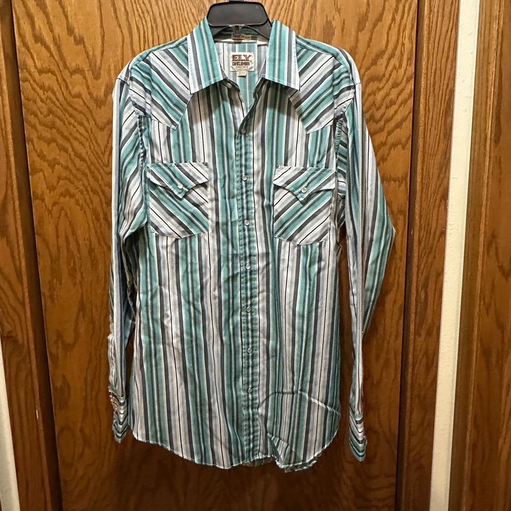 ELY CATTLEMAN WESTERN SHIRT